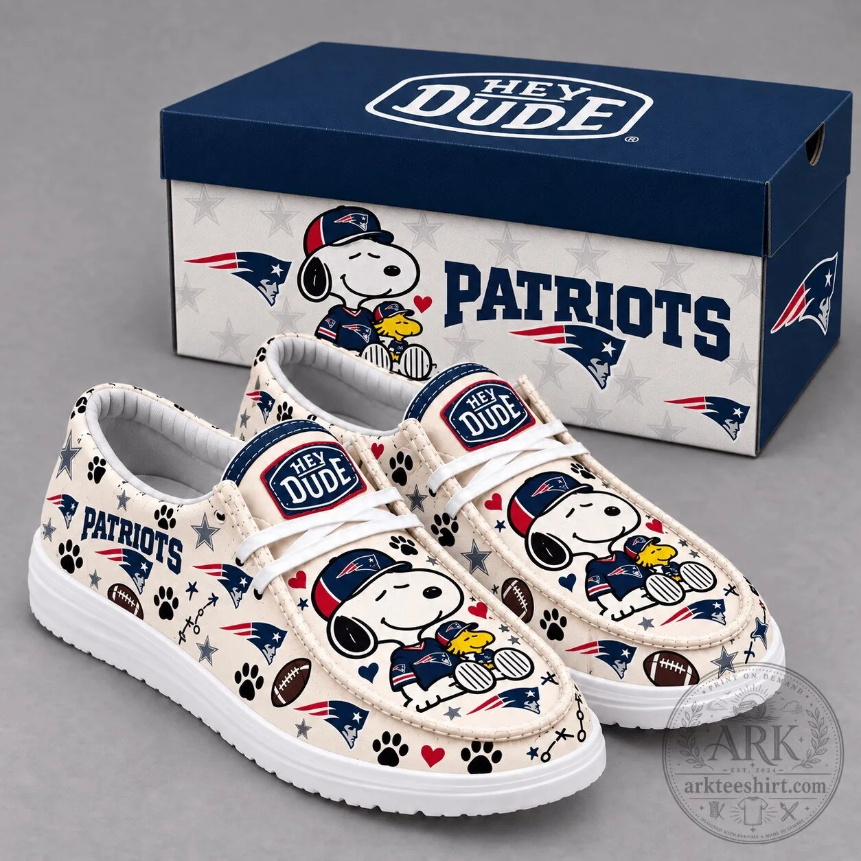 New England Patriots Snoopy Cartoon Football Fan Shoes