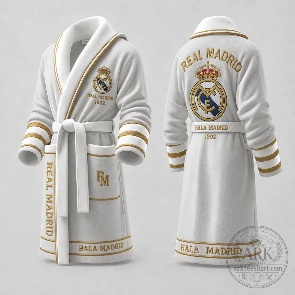 Real Madrid Football Club Crest White Plush Bathrobe for Men