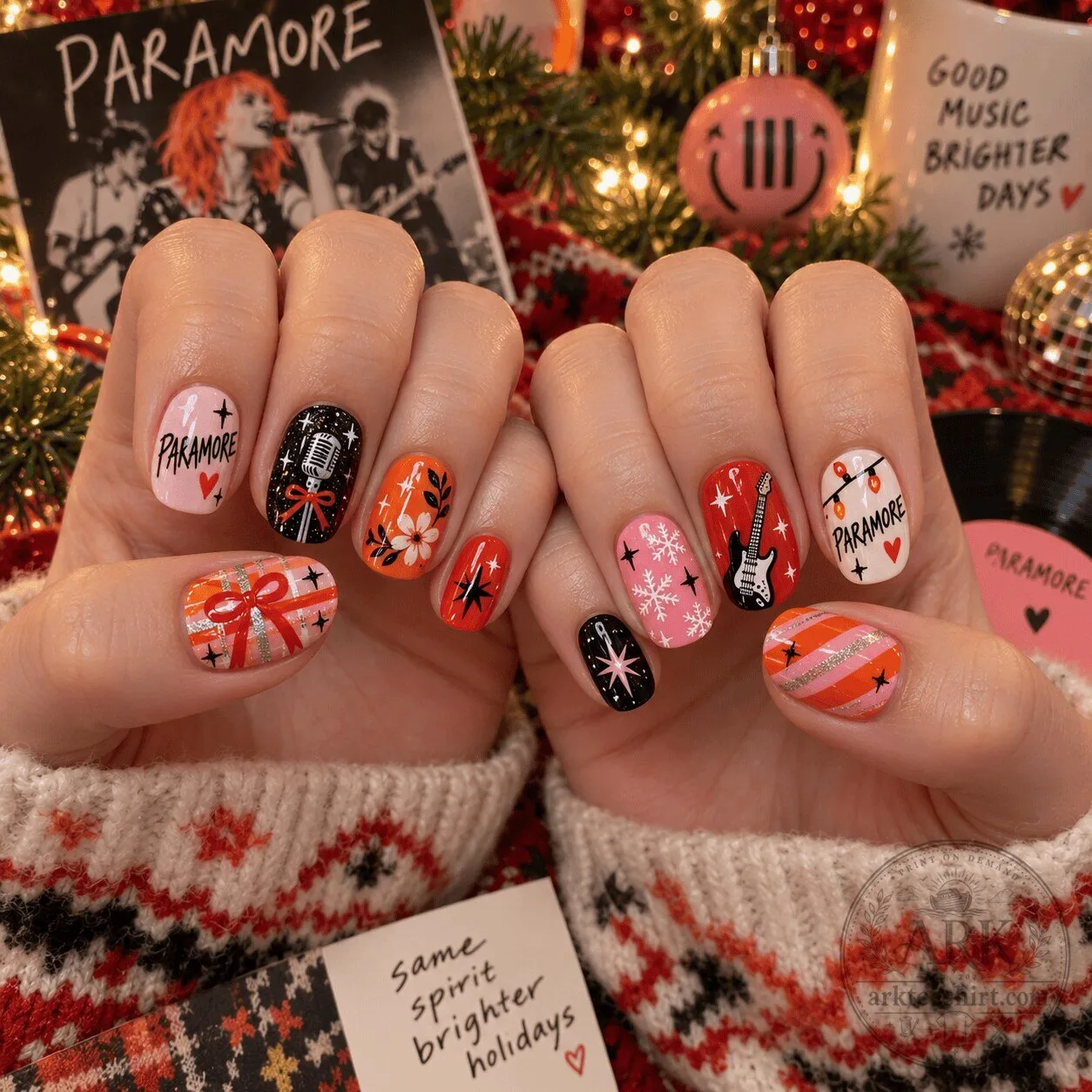 Paramore Christmas Holiday Press-On Nails Set